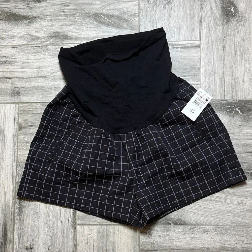 A Pea In The Pod High-Waist Black Windowpane Maternity Shorts Size Medium